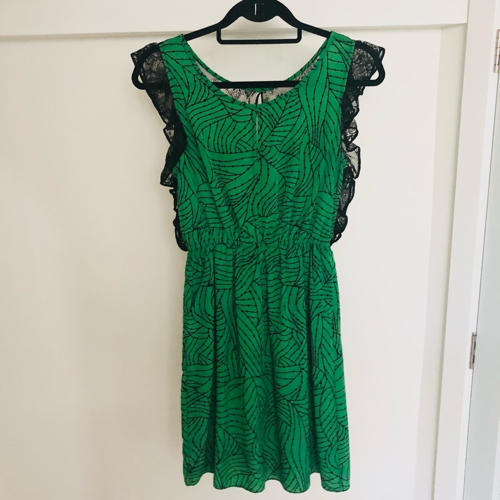 Pinkyotto dress with gorgeous lace detail